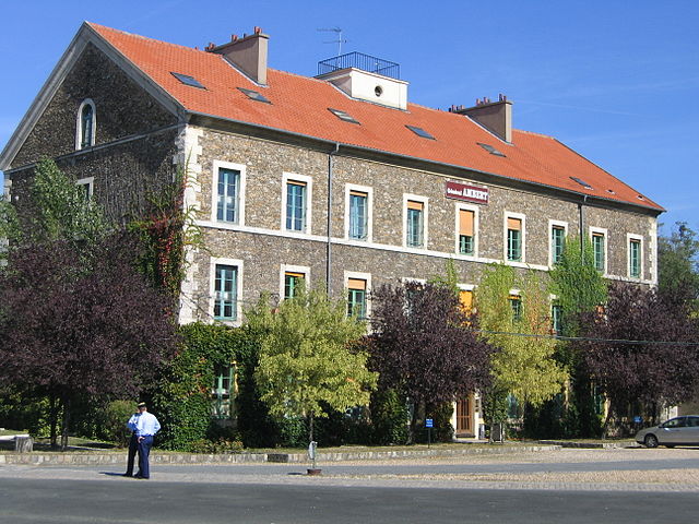 640px-Fort_de_Charenton_-_journ%C3%A9e_du_patrimoine_2008_14.JPG