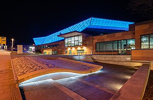 Freiheitshalle mit Denkmal „Deutsche Tribüne II“