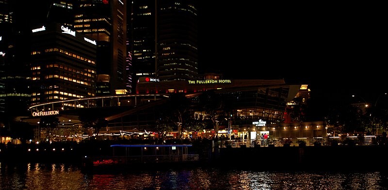 File:Fullerton Hotel Singapore at night, 20240205 1935 6009.jpg
