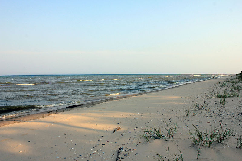 File:Gfp-wisconsin-point-beach-state-park-michigan-shoreline.jpg