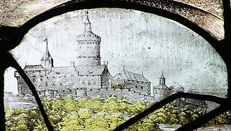 Zeichnung der Burg und ihrer Mauern, die die Kapelle zwischen Innen- und Außenmauer zeigt.