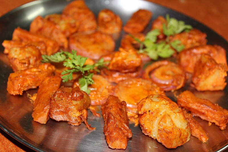 File:Grilled Potato carrot marinated in peanut paste 03.jpg