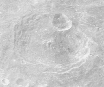 Oblique view from Apollo 16 Hahn crater AS16-P-5587.jpg