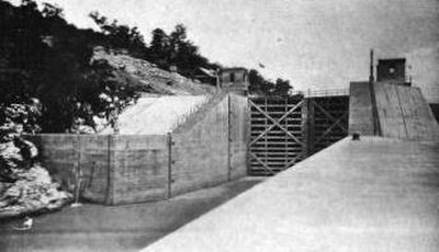 Lock at Hales Bar Dam, 1916