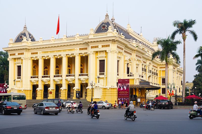 File:Hanoi opera house. Made as a copy of the Opera Garnier in Paris (22334215449).jpg