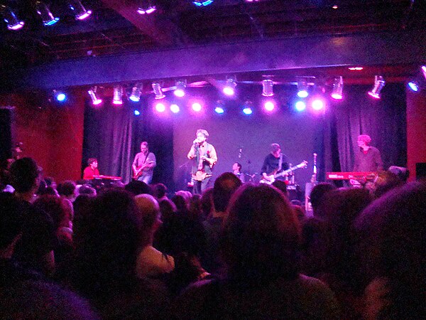 Harvey Danger playing their final show in 2009