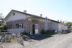 Higashi-Kushiro Station 01.jpg