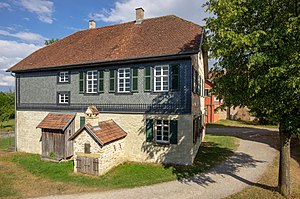 45. Platz: Roman Eisele mit Schulhaus aus Satteldorf im Hohenloher Freilandmuseum bei Schwäbisch Hall