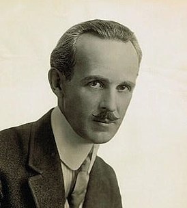 Howard Hickman (1916).jpg