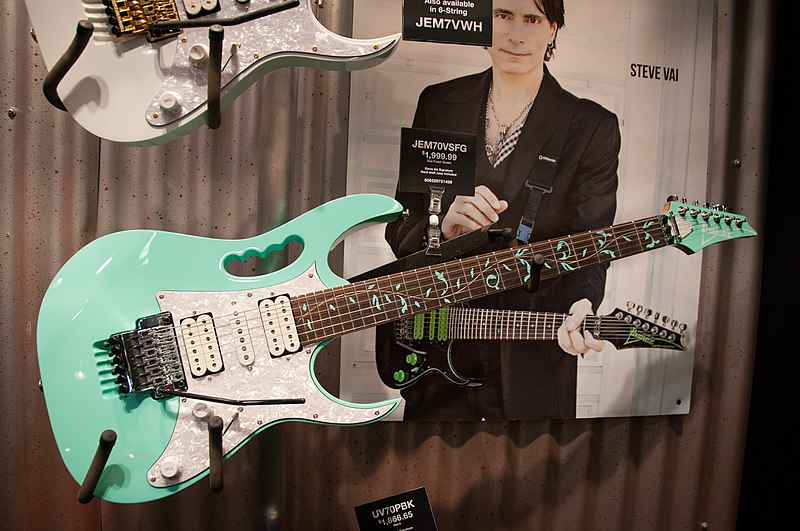 File:Ibanez JEM70V-SFG Steve Vai Signature - JEM in sea foam green - 2014 NAMM Show.jpg