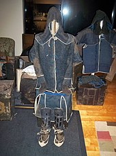 Edo period Japanese (samurai) chain armour or kusari gusoku Japanese kusari armor.JPG