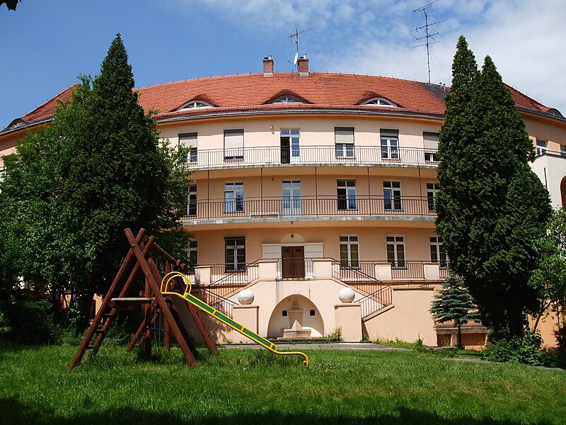 File:Jastrzębie - Wojewódzki Szpital Rehabilitacyjny.jpg