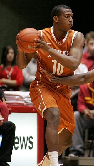 <span class="mw-page-title-main">Jonathan Holmes (basketball)</span> American basketball player