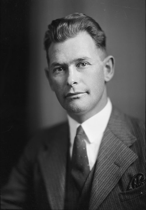 Holyoake in 1933, age 29