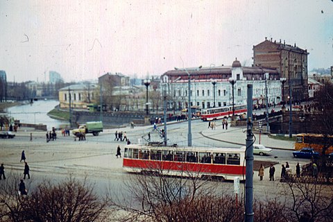 Города ссср харьков. Город Харьков - Южный вокзал 1980-е годы. Харьков 80е. Харьков 1980 год. Харьков в 80-х.