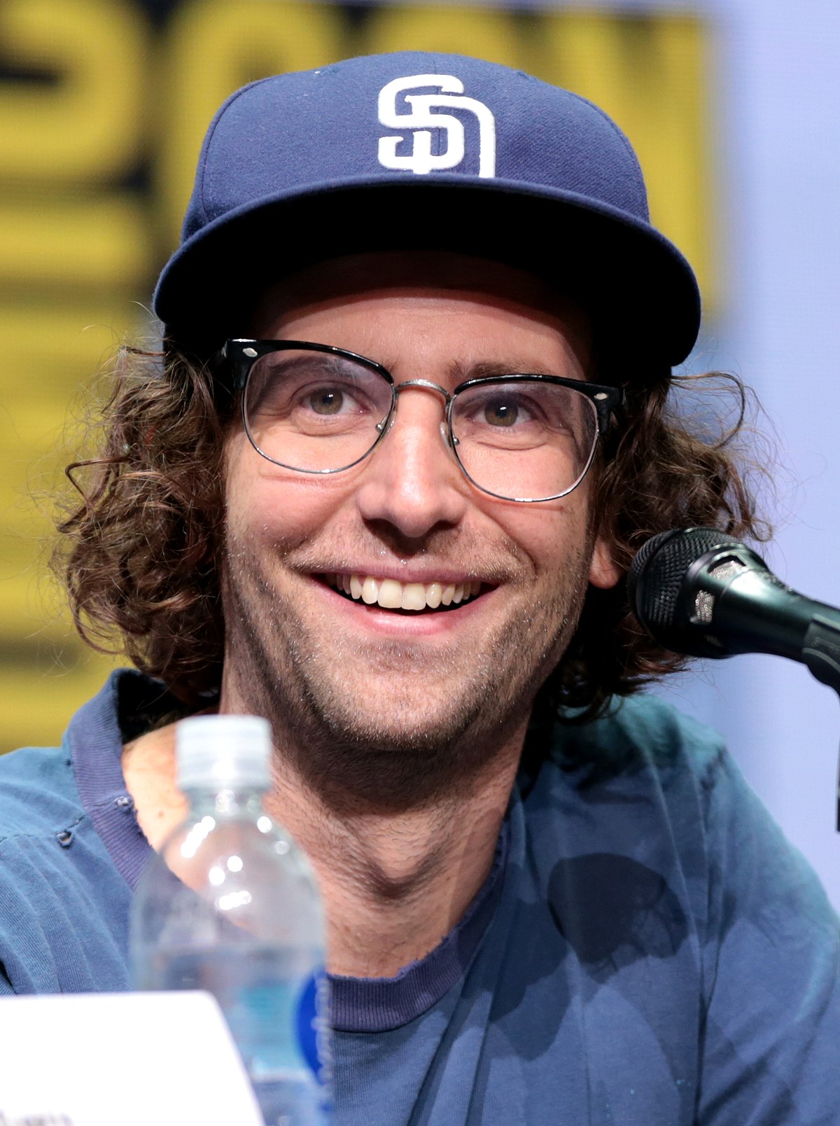 Kyle Mooney - Wikipedia1200 x 1608