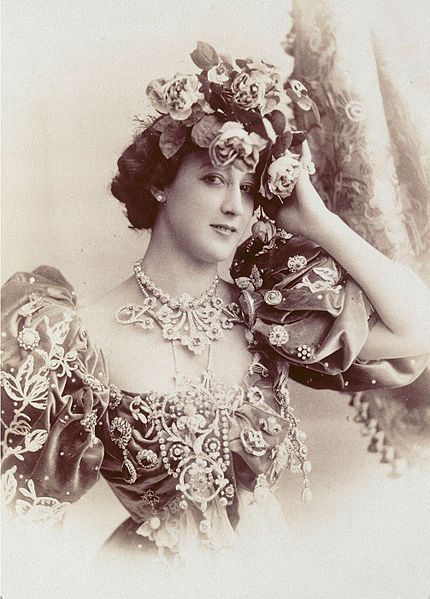 File:La Belle Otero by Reutlinger.jpg