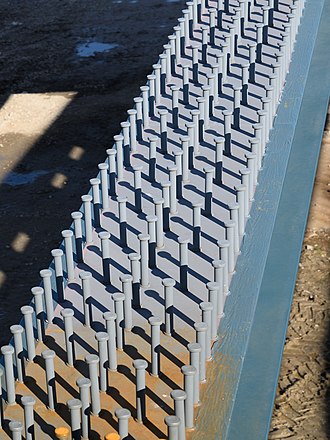 Stud-welded anchors on a bridge girder Linz Baustelle Neue Donaubrucke 2021 02 24-0002 (02).jpg