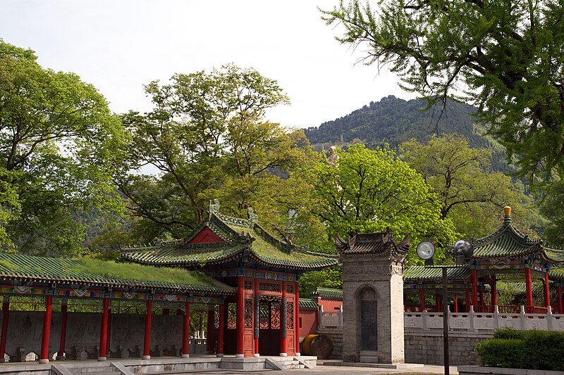 File:Louguantai Temple.jpg