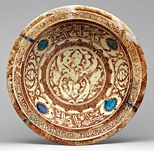 Bowl, Raqqa ware, Syria, around 1200 Luster Bowl MET DT281931 (cropped).jpg