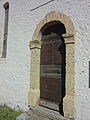 Portail de la chapelle Notre-Dame de la Salette, au hameau de Chaudon, commune de Méolans-Revel. Altitude : 1126 m.