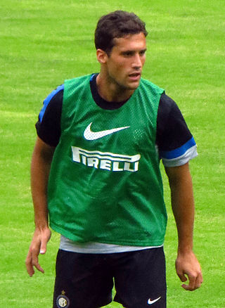 <span class="mw-page-title-main">Matías Silvestre</span> Argentine footballer