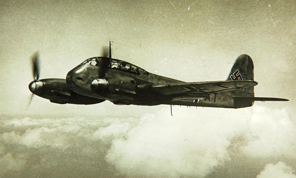 ファイル Me 210 Jpg Wikipedia