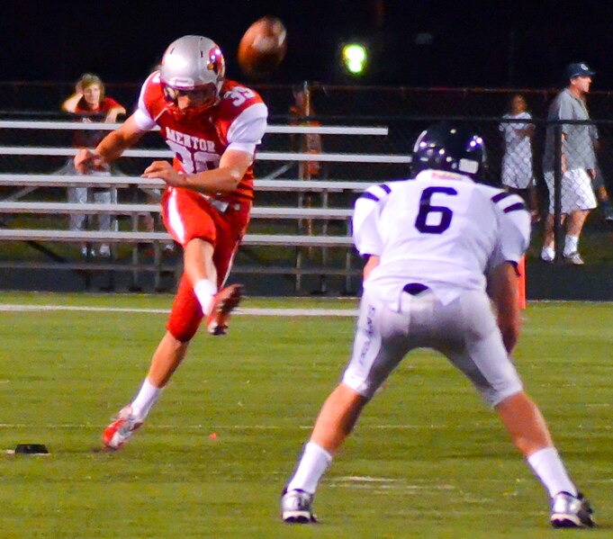 File:Mentor Cardinals vs. Erie McDowell Trojans (9636084515).jpg