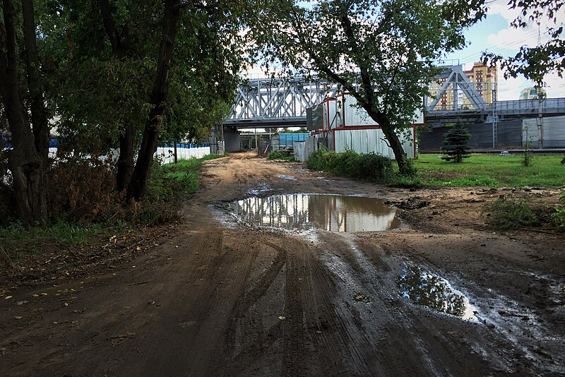 File:Moscow, intersection of Yaroslavskoye and MCC railway lines (31220729720).jpg