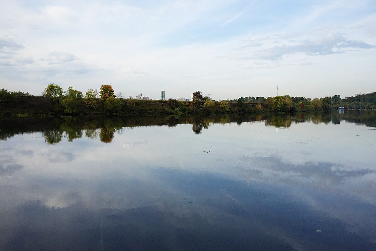 москва река в архангельском