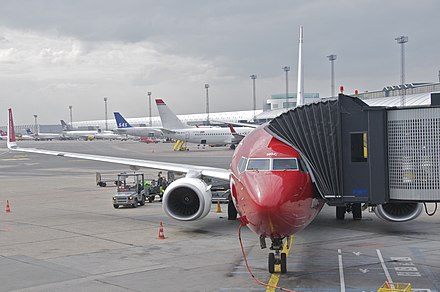 The red-nosed Norwegian Air Shuttles fly not only to Norway, but also across Scandinavia and all of Europe, with a particularly dense network of connections to Spain.
