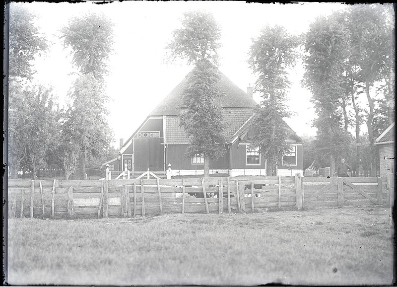 File:Overzicht boerderij - De boerderij is gesloopt in de eerste helft van de jaren 1960 - Venhuizen - 20449738 - RCE.jpg