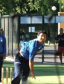 Piyush Chawla bowling.jpg