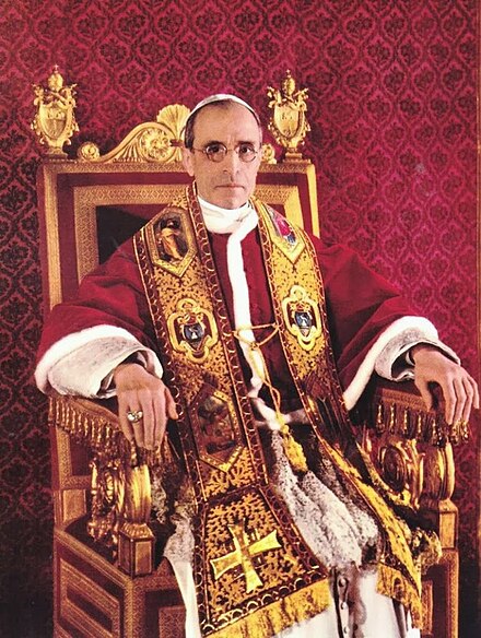 One of the first official color portraits of Pius XII, c. 1939 – 40
