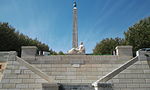 Port-Vendres - Monument aux morts et obélisque.jpg