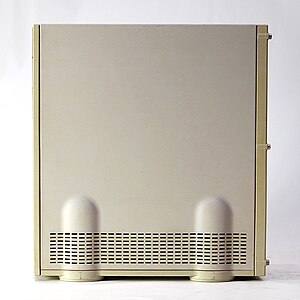 PowerMac 9500 132 side.jpg