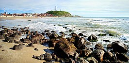 Het strand Praia da Cal in de gemeente Torres