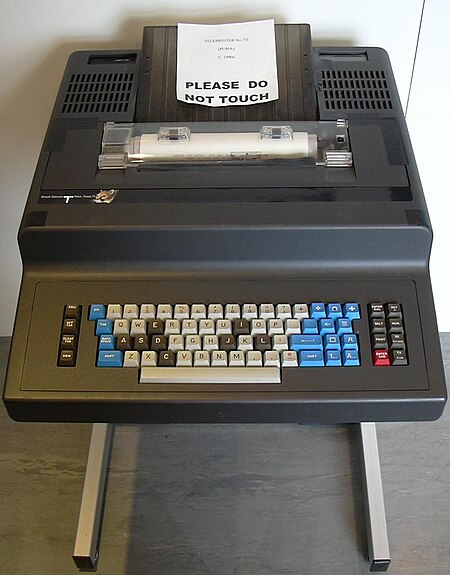 Tập_tin:Puma_teleprinter.jpg