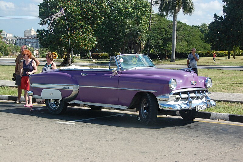 File:Purple vintage car in Cuba.jpg