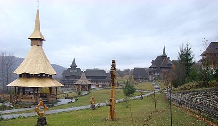 Mănăstirea Bârsana - Altarul de vară