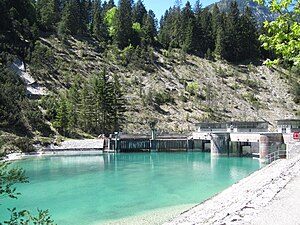 Walchenseekraftwerk: Beschreibung, Wasserspeicher und Zuflüsse, Technischer Betrieb