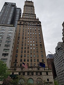 Seen from across Park Avenue (2019) Ritz Hotel Tower 2019.jpg