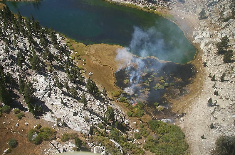 File:Rock Creek wildfire, Sequoia and Kings Canyon National Parks, September 2002 (893498a9-919d-4e6f-8c19-147bf76922a5).jpg