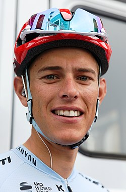 Nils Politt Rund om Köln -kilpailussa 2018.