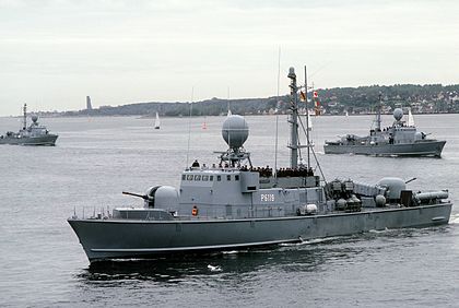 Albatros-class fast attack crafts in Kiel in 1985 S69 Habicht.jpg