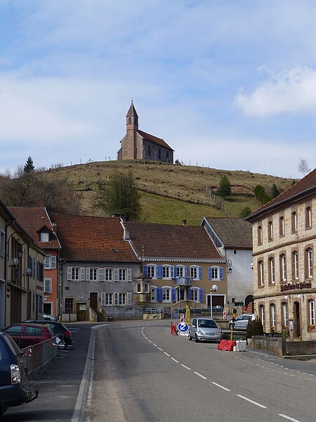 File:Saint-Quirin et Haute Chapelle (2).jpg