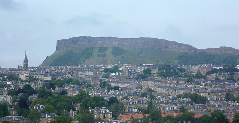 File:Salisbury Crags.JPG