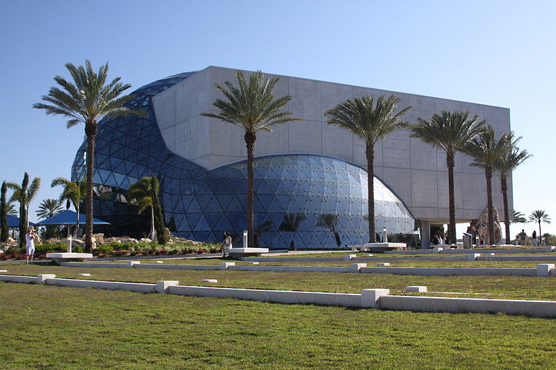 File:Salvador Dalí Museum.JPG