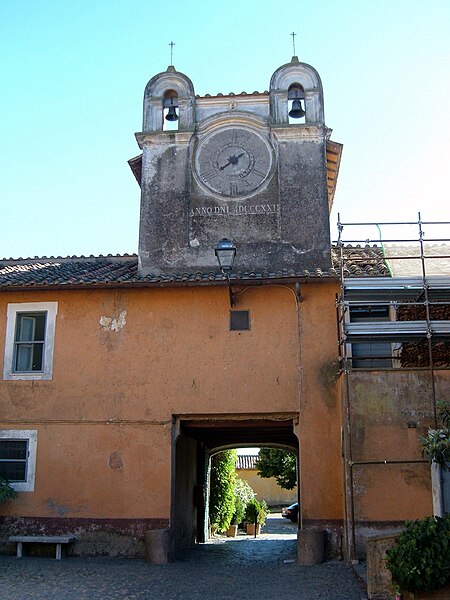 File:Santa Maria di Galeria (Rome) 04.JPG