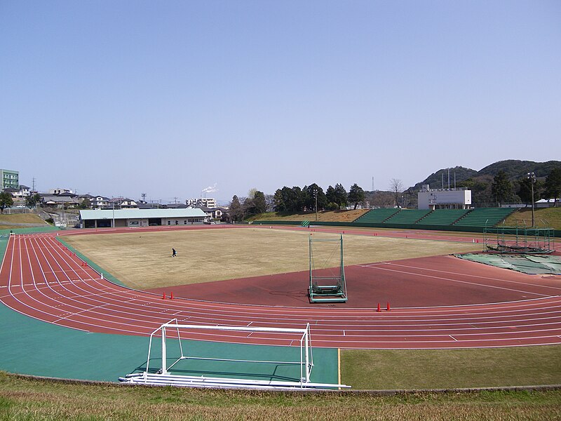 File:Sayagatani athletic field.JPG